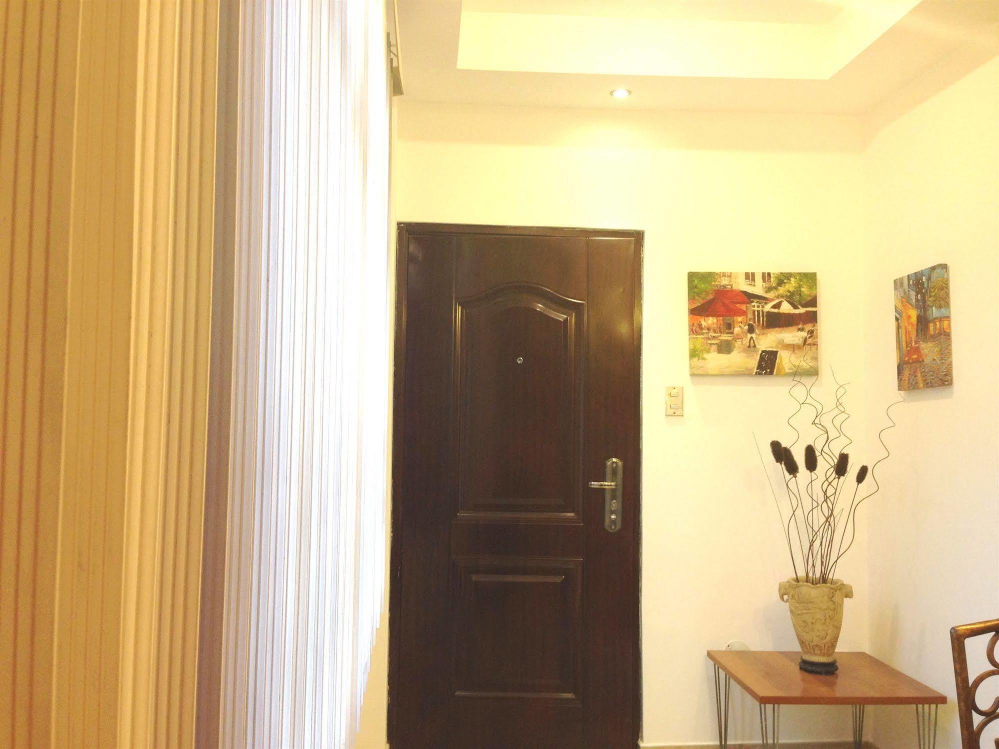 El Patio Suites II Guayaquil Kültér fotó