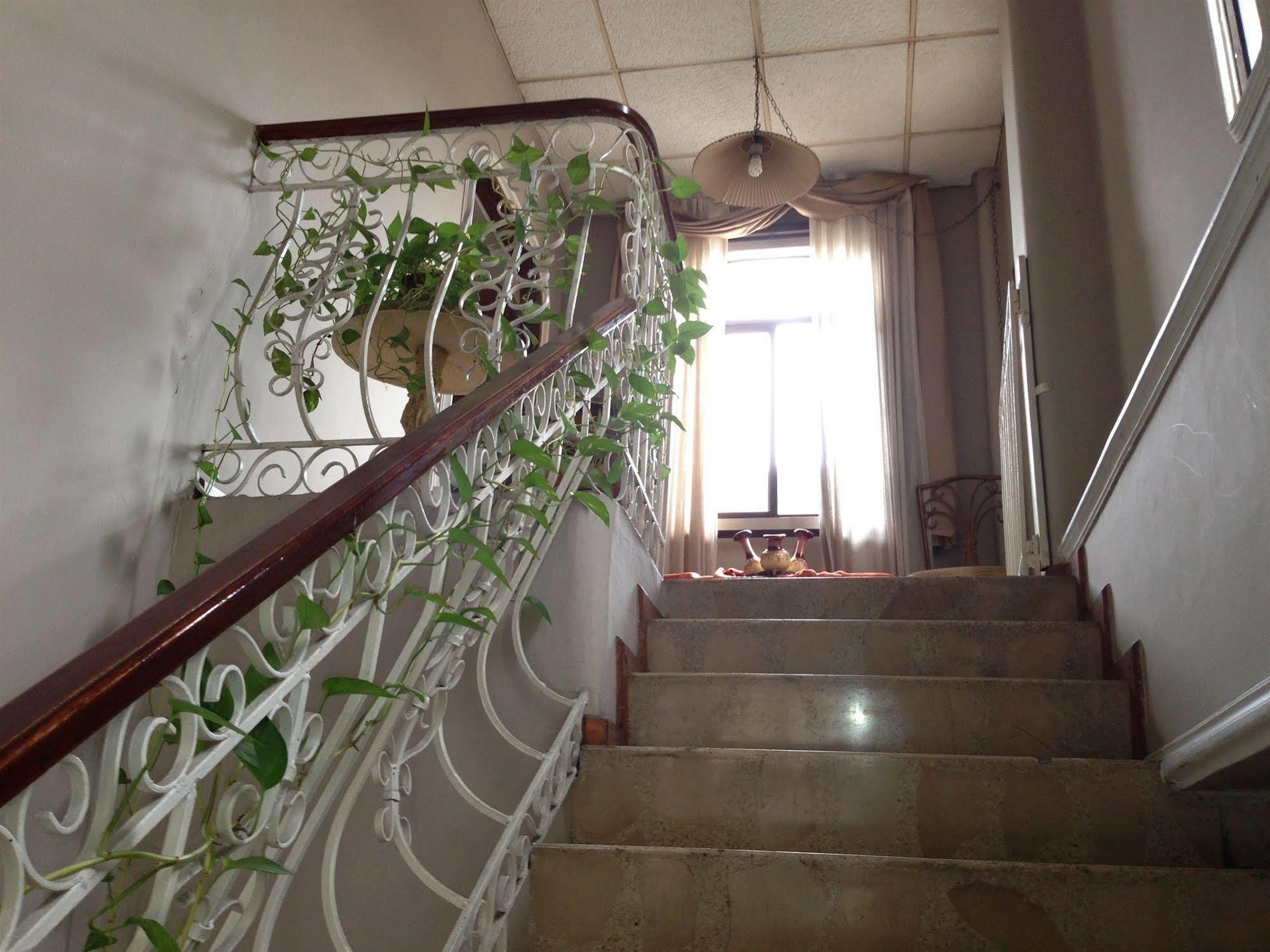 El Patio Suites II Guayaquil Kültér fotó